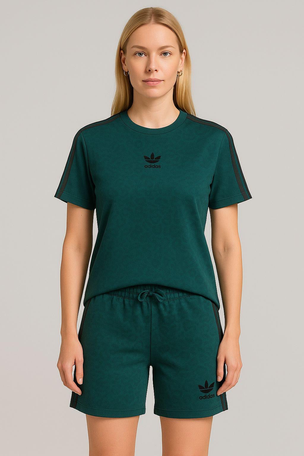 Set sport damă Adidas Originals cu imprimeu și logo brodat